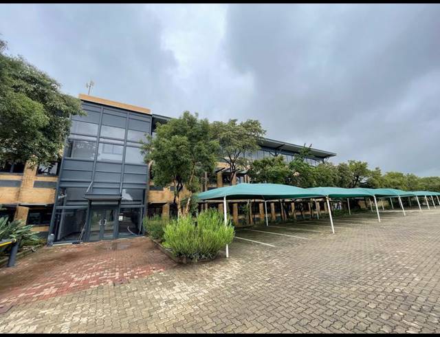 BUSINESS PROPERTY TO RENT IN LOUWLARDIA